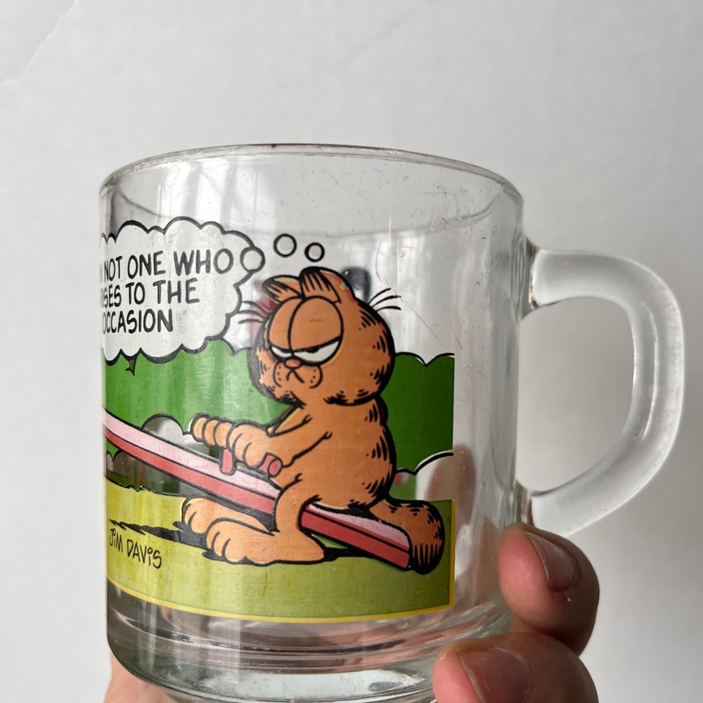 3/$30 🌟 VTG Garfield and Friends McDonalds Glass Mug - Picture 3 of 6